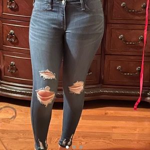 Hollister Jenas navy’s charge shipping